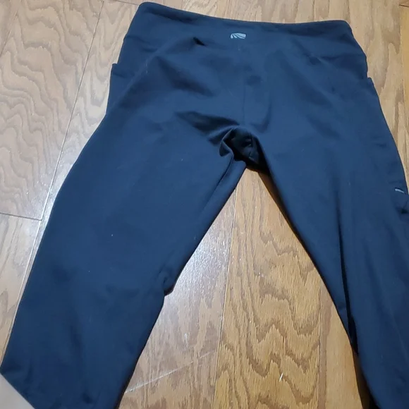 Leggins - Picture 2 of 2